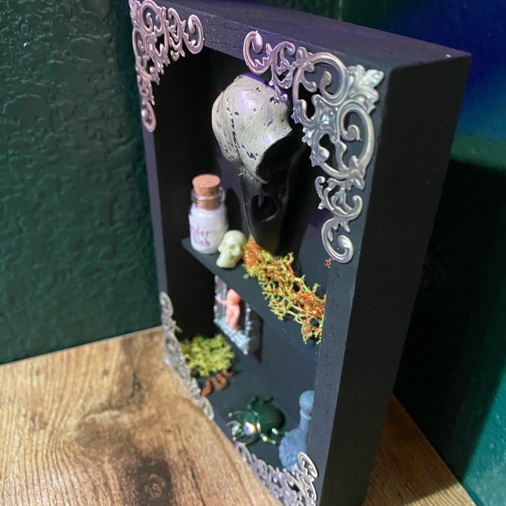 Spooky Shadow Box - Picture 3 of 3